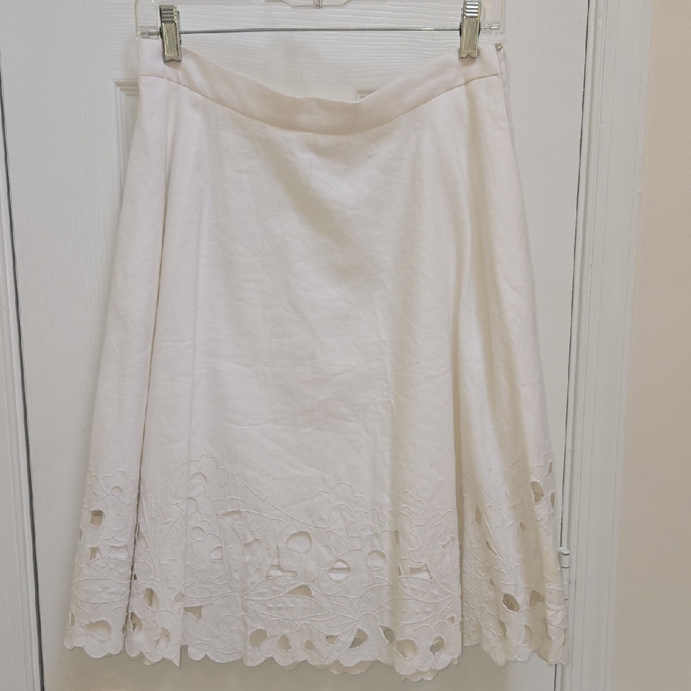 Ann Taylor Cream A-Line Knee-Length Skirt